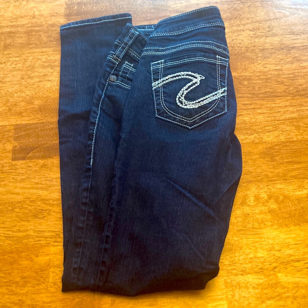 Women’s dark wash skinny Silver Jeans size 26